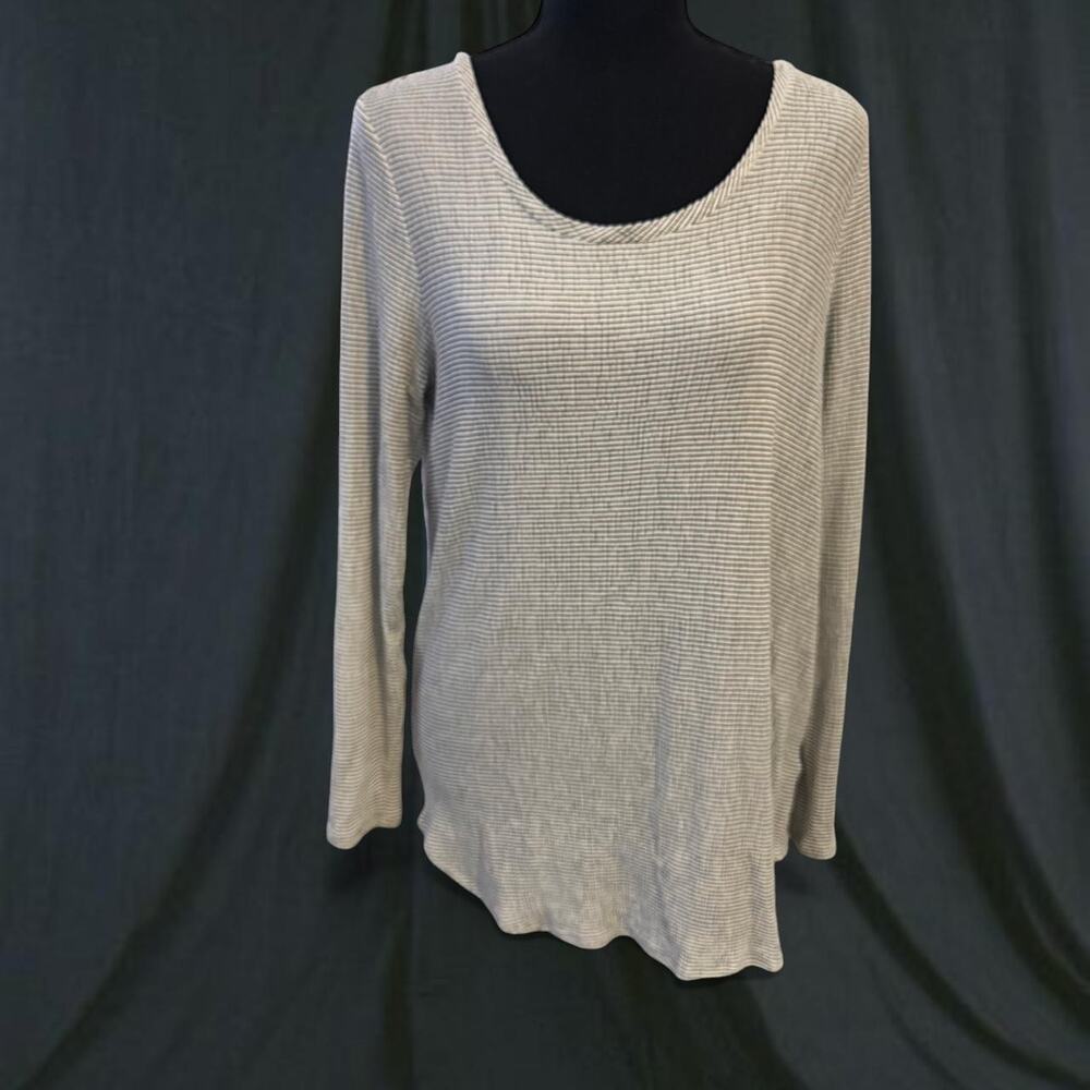 Lauren Conrad sweater